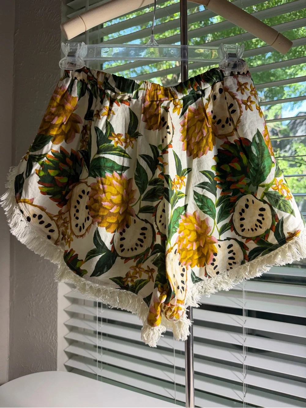 FARM Rio Cream Tropical Fruit Print Fringe Shorts - Picture 2 of 2